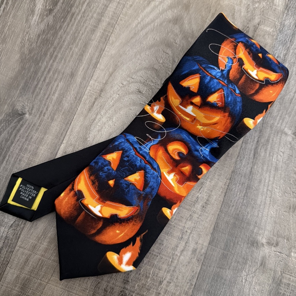 J. Garcia Alligator Works Collection 62 Pumpkin Halloween 100% Silk Tie